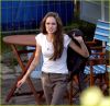 angelina-jolie-on-the-set-of-wanted-04a.jpg